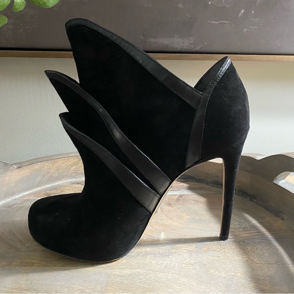 ♣️ Lady Gaga Vibes ♠️ Alejandro Ingelmo Black Suede Heels (6/36.5) Vero Cuoio - Picture 4 of 9